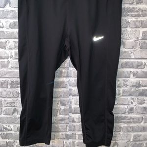 Nike crop leggings